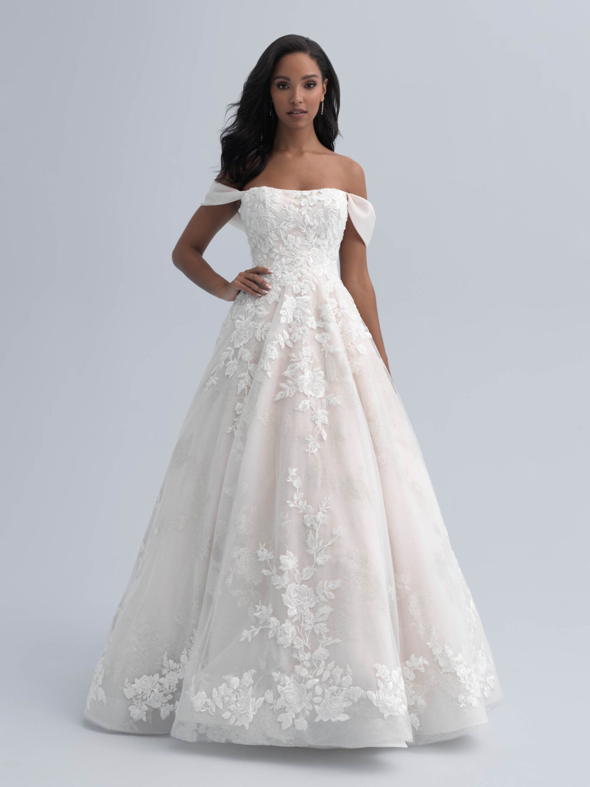 princess wedding dress, ballgown wedding dress, a line wedding dress, off shoulder wedding dress, wedding dress 2023,