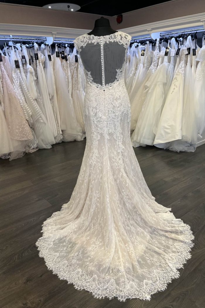 wedding dress with lace train, lace dress, illusion back, wedding dress uk, u wedding dress,